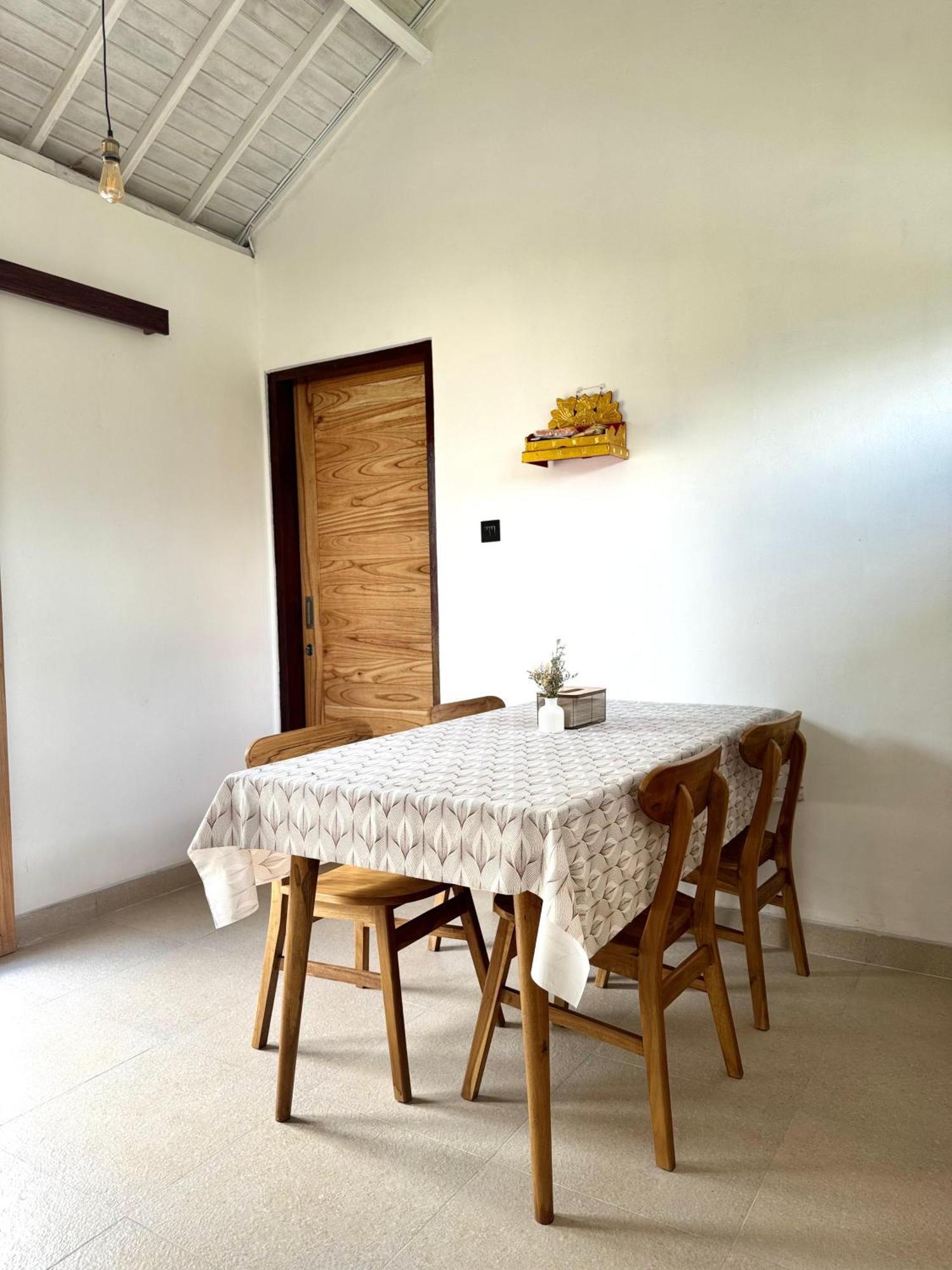 Ginastrohom Villa Kubupenlokan Exterior foto