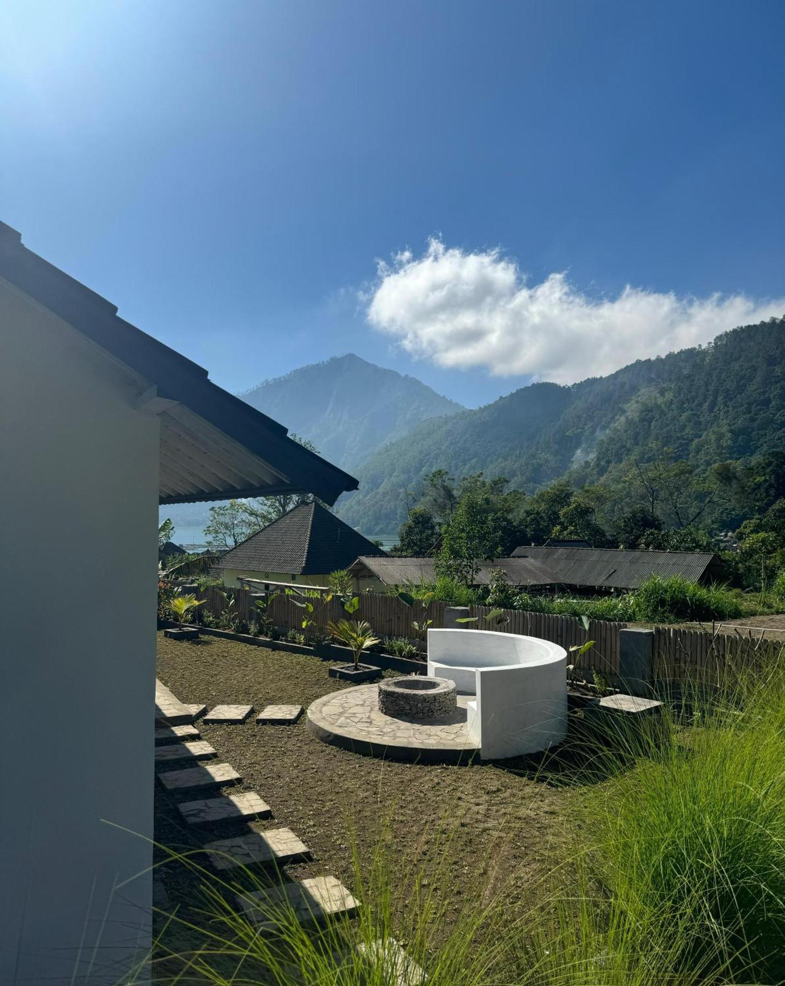 Ginastrohom Villa Kubupenlokan Exterior foto