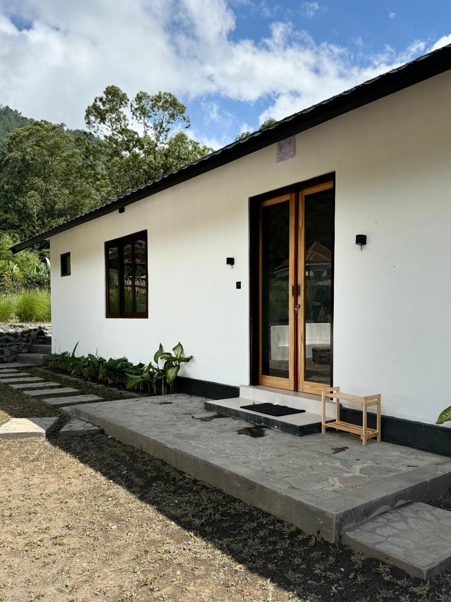 Ginastrohom Villa Kubupenlokan Exterior foto